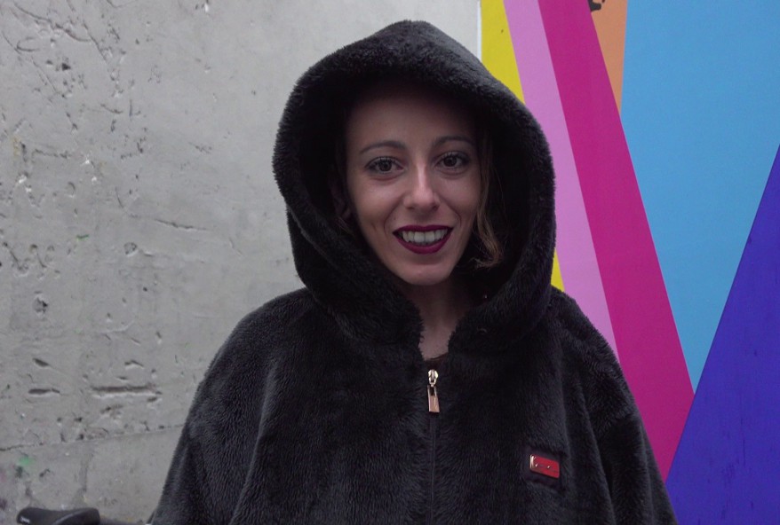 Jemma s’offre son premier gang-bang !
