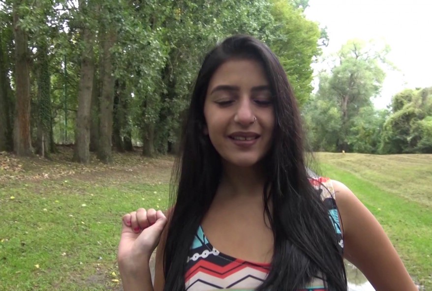 Anna, 19 ans, veut circuler aux choses sérieuses
