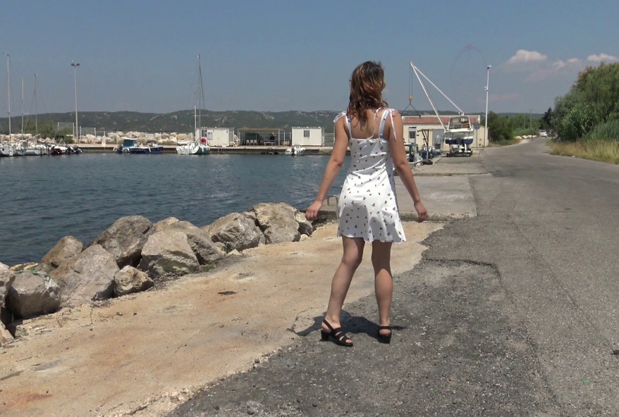 Melany, 23 ans, modèle en école d’art, moi-même