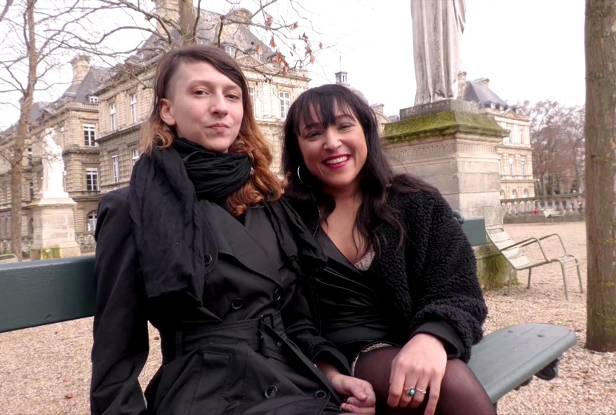 Melany répond a l’invitation de Bianca pour un