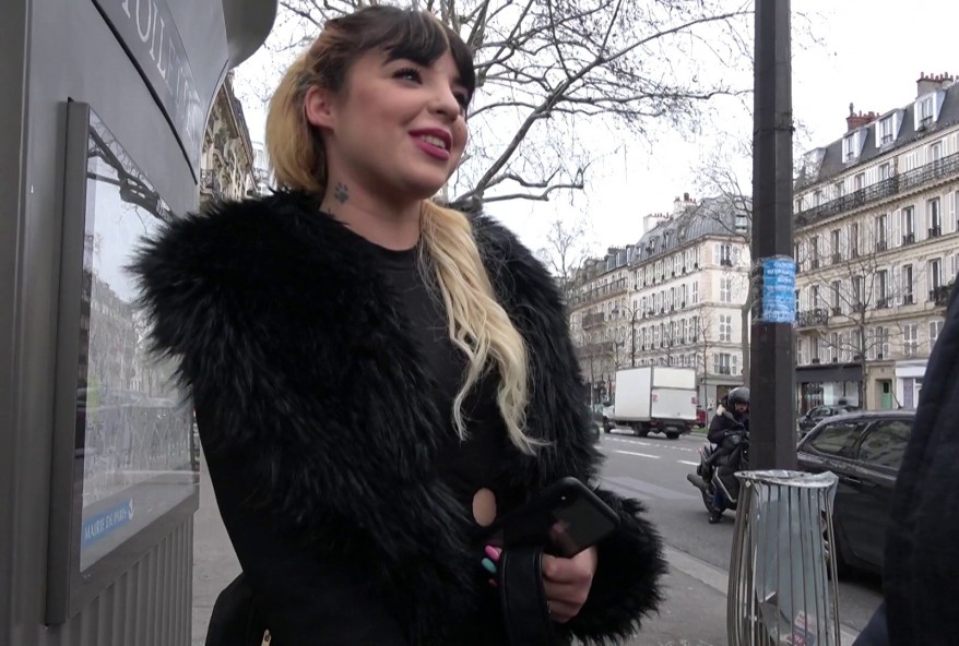 Naomie, la nana de 24ans qui passait à