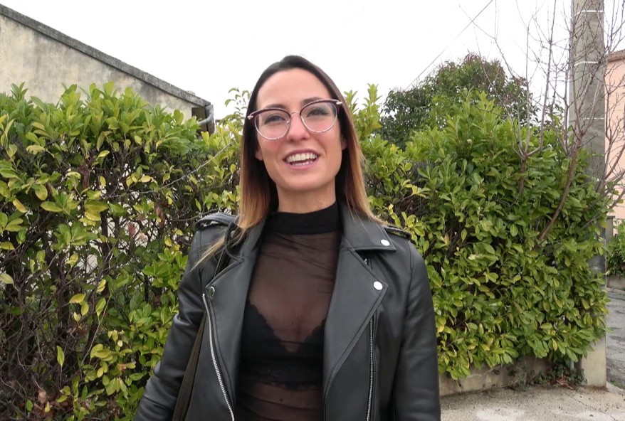 On inversé les devoirs et c’est Pam, la