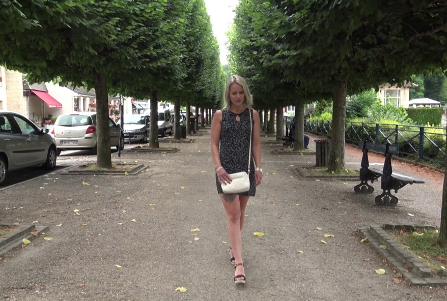 On présente quelques types à Naomie, 30 ans